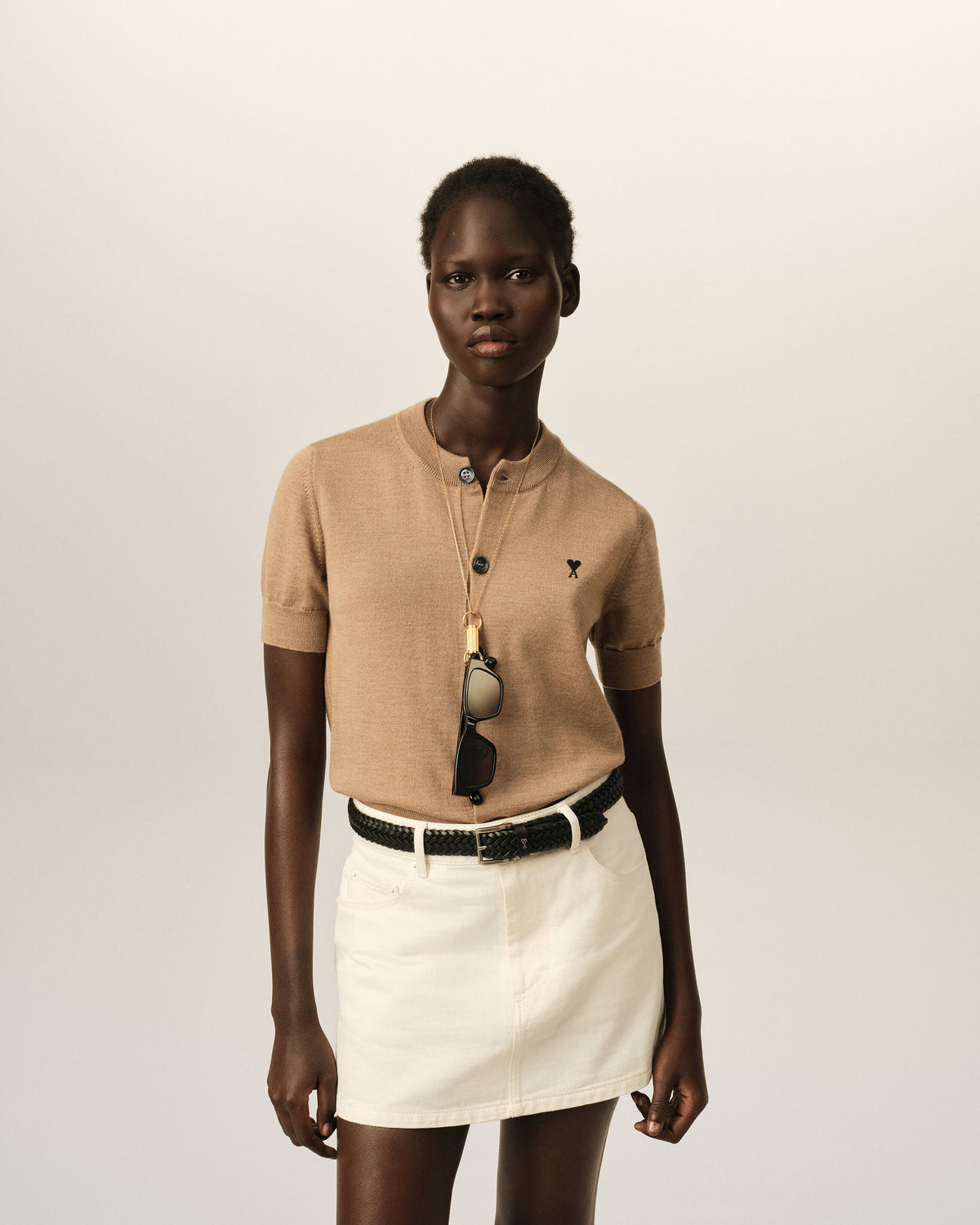 Brown wool short-sleeve cardigan with Ami de Coeur - 2