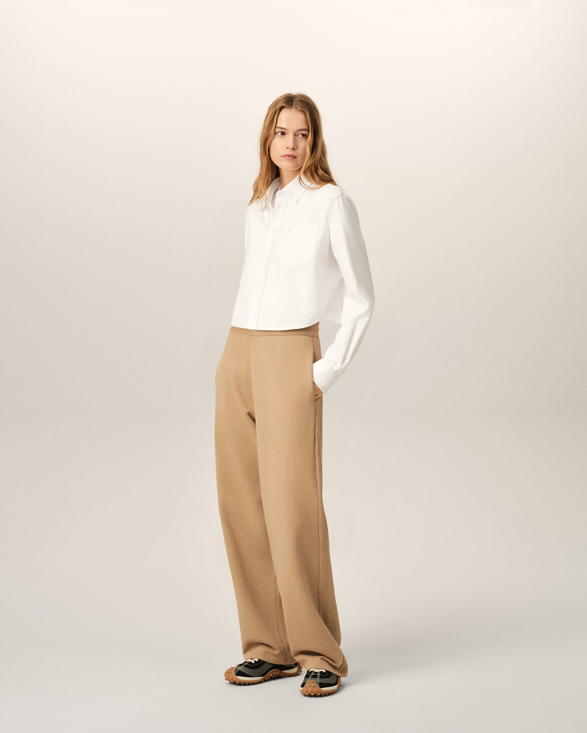 White cotton cropped shirt with embossed Ami de Coeur - 6