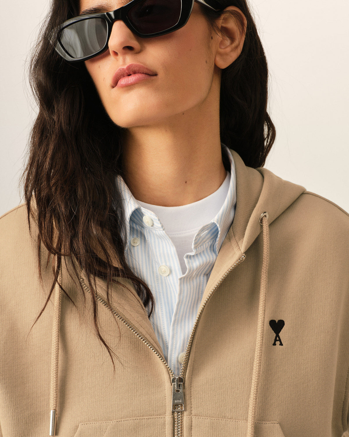 Hoodie beige zippé en coton Ami de Coeur - 4