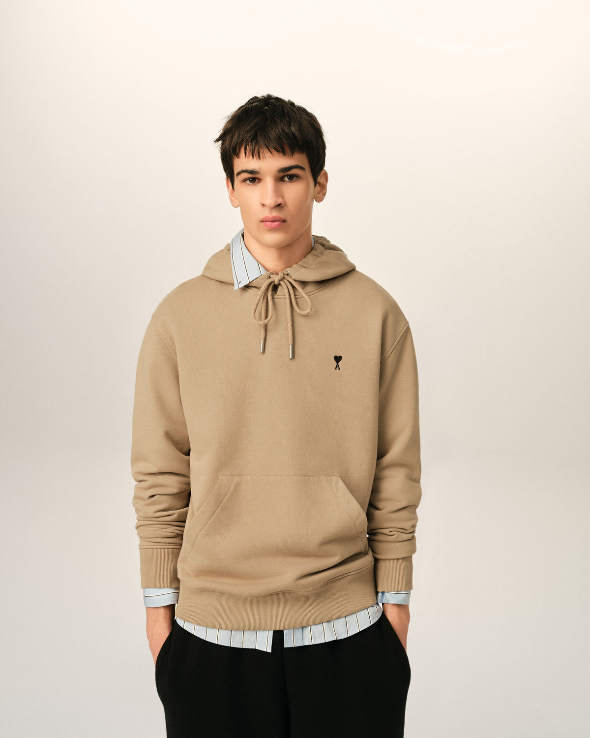 Beige cotton hoodie with Ami de Coeur - 2
