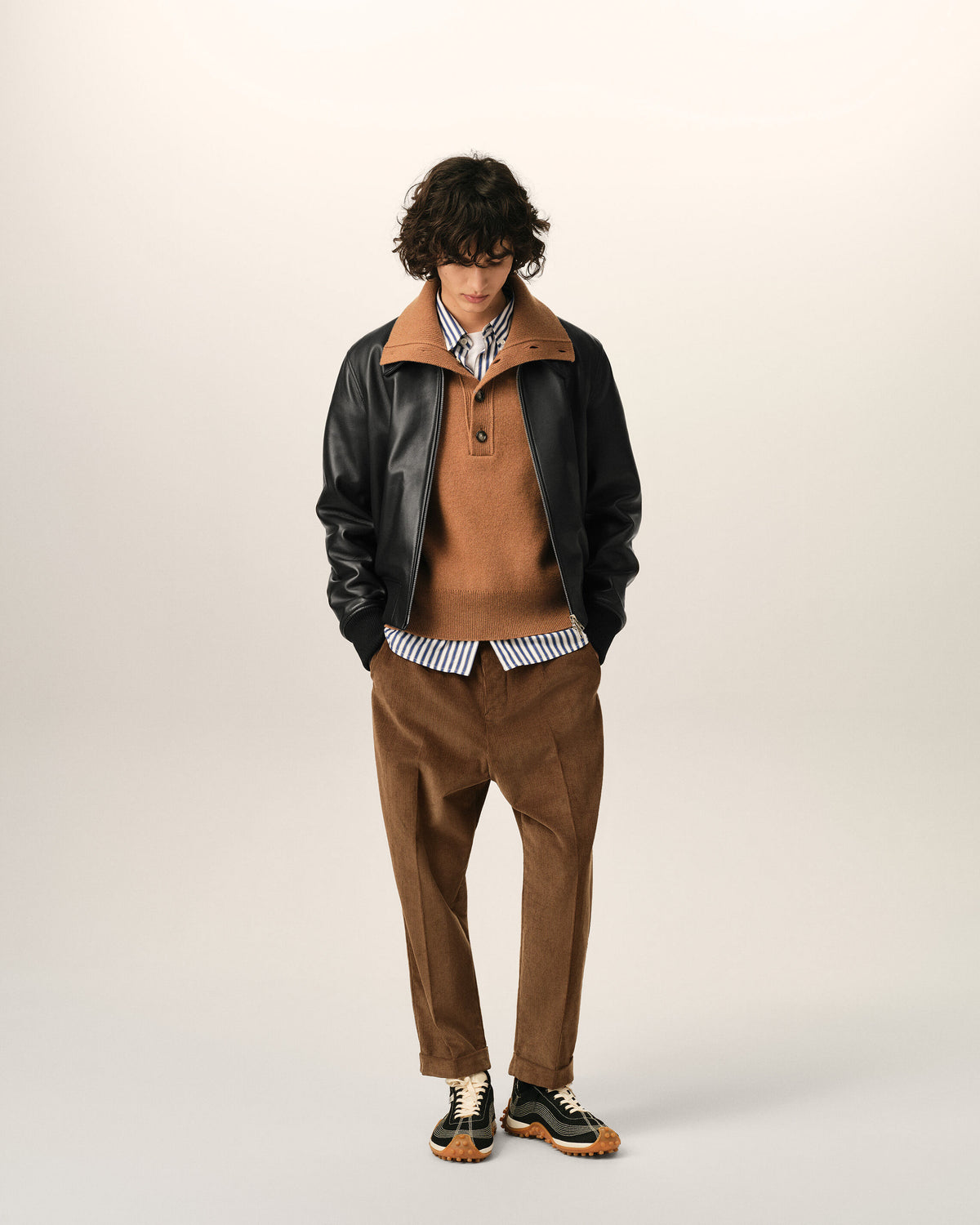 Brown carrot-fit corduroy cotton trousers - 2