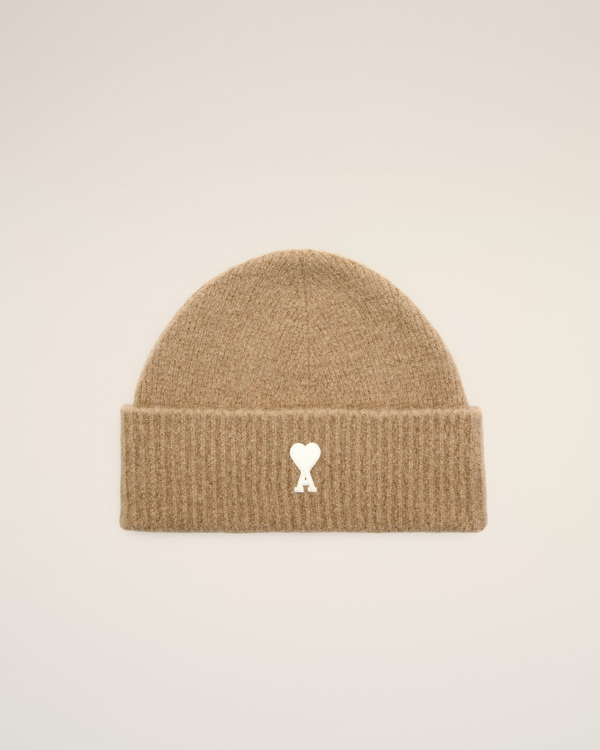 Ami de Coeur Beanie aus beigem Alpaka - 1