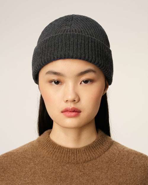 Bonnet Gris Ami De Coeur En Laine - Femme - 8 - AMI Paris - Ami Paris