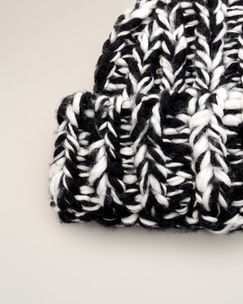 Black and white wool knit beanie - Woman - 8 - AMI Paris - Ami Paris