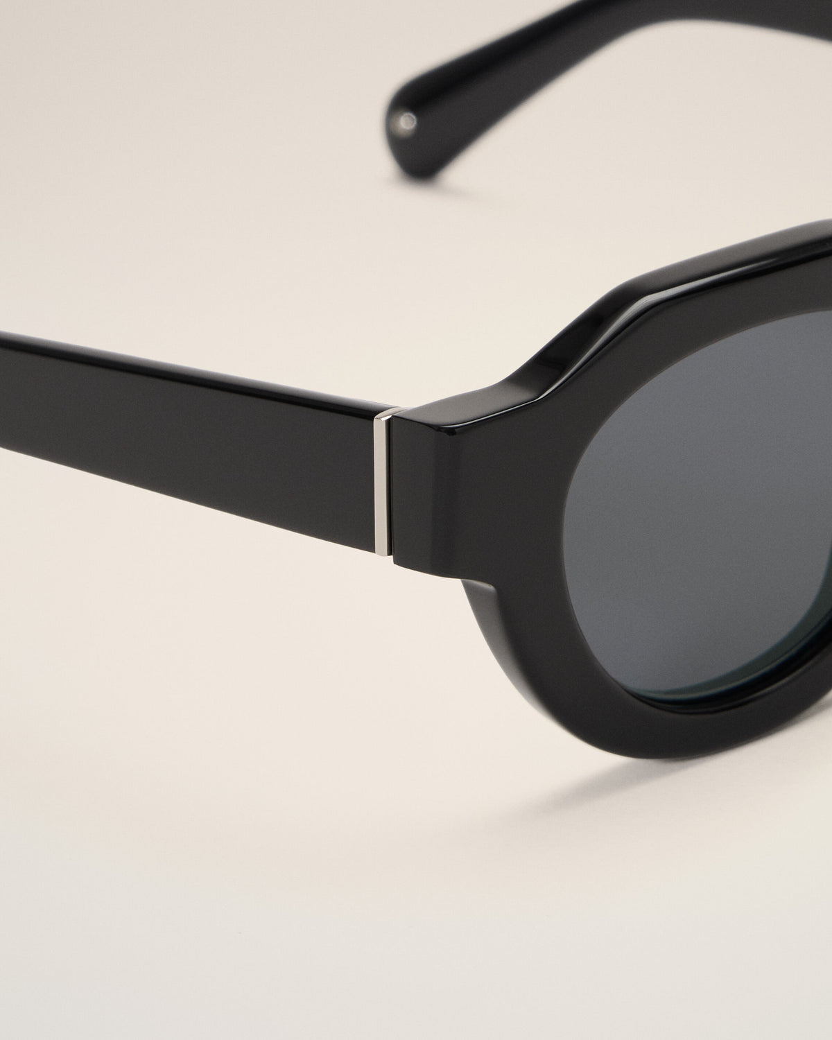 Lunettes de soleil 75018 noires - 4