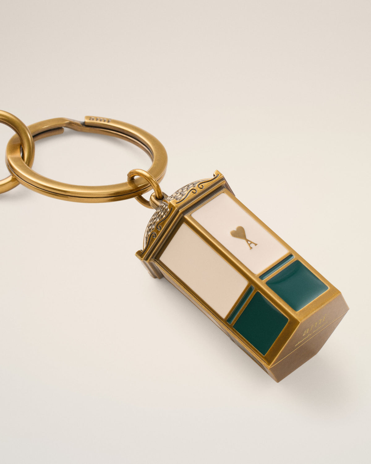 Gold Metal Ami De Coeur Kiosk Keyring - 4