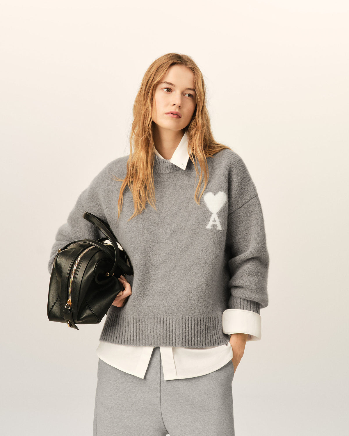 Grey crewneck alpaca sweater with Ami de Coeur - 8