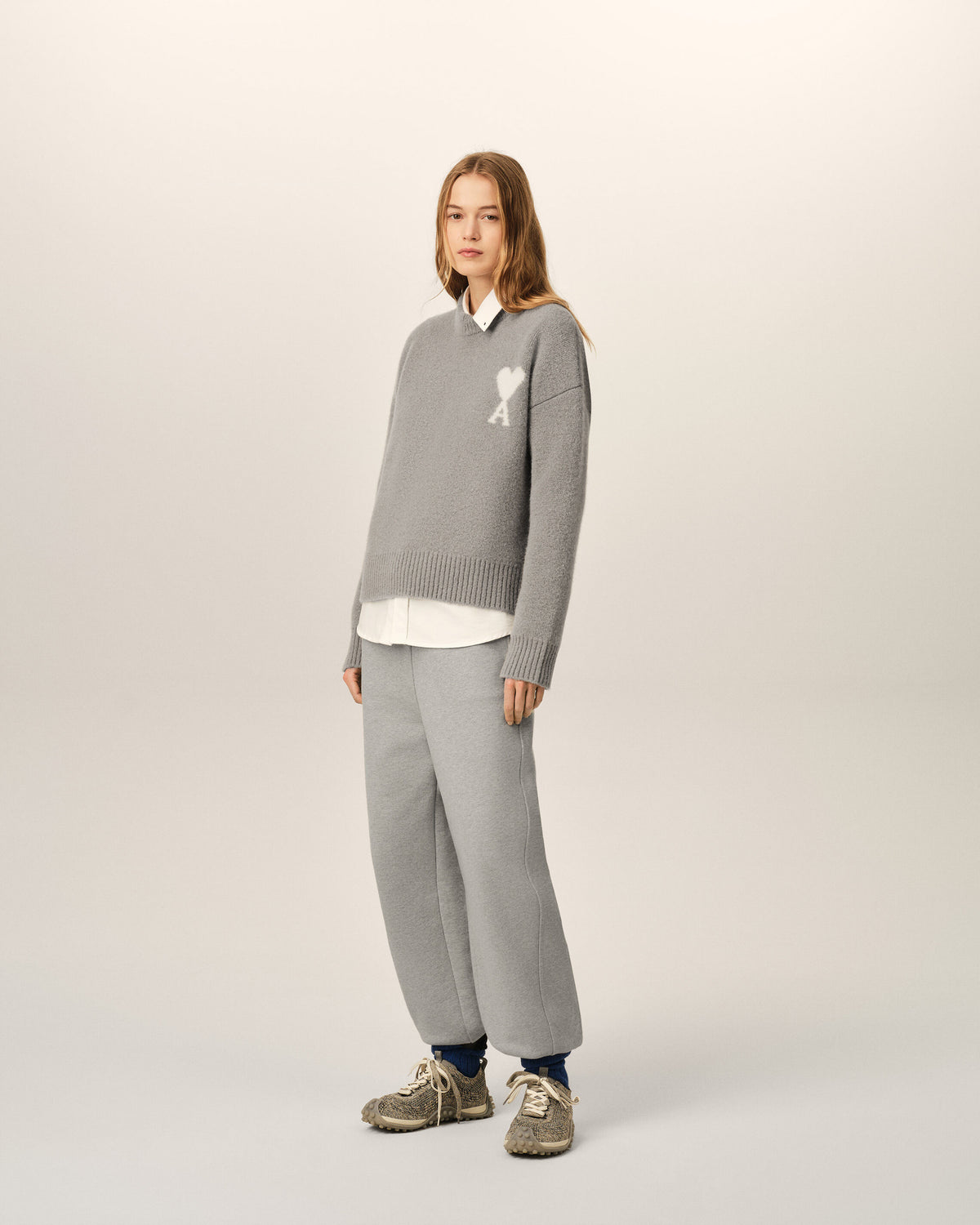 Grey crewneck alpaca sweater with Ami de Coeur - 12