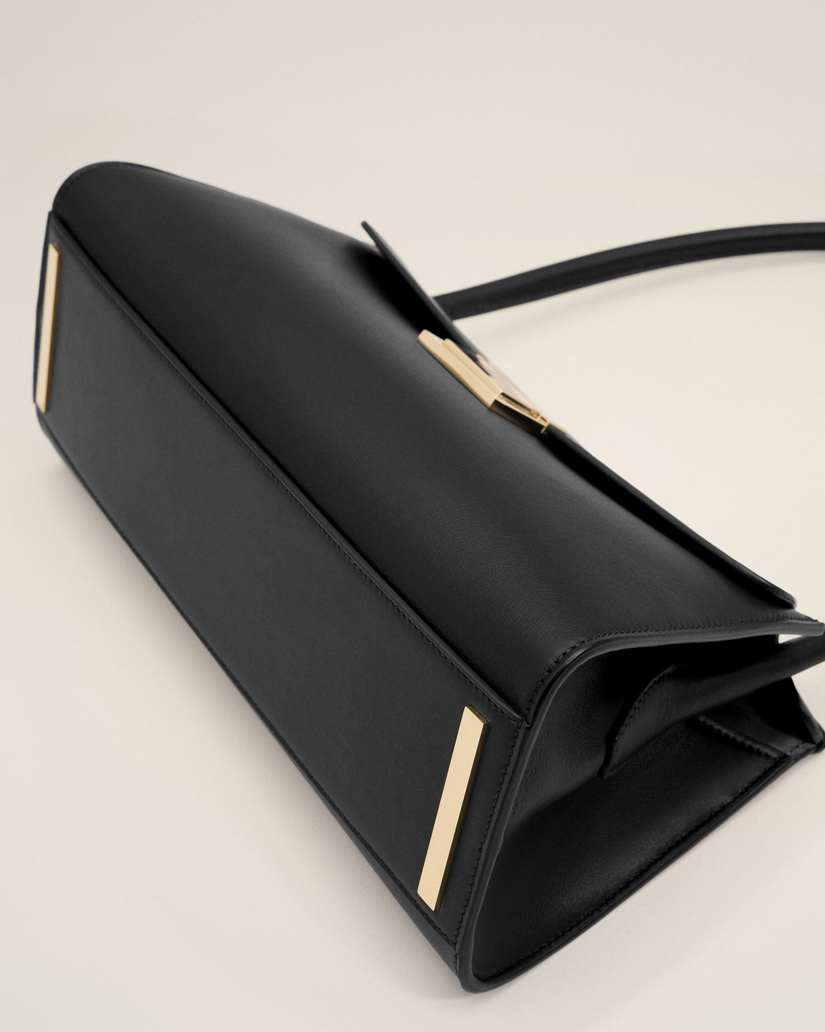 Petit Sac Mimi Noir en Cuir De Veau - 12