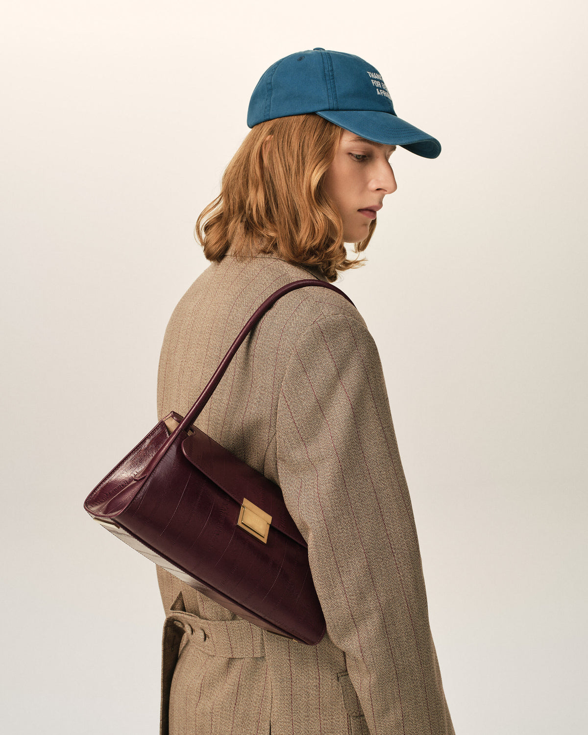 Bolso Mimi pequeño de piel de becerro burdeos - 2