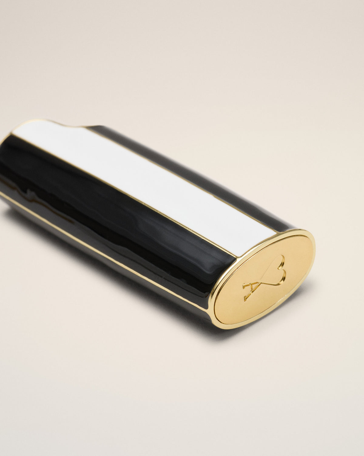 Gold Metal Ami De Coeur Briquet Holder - 2