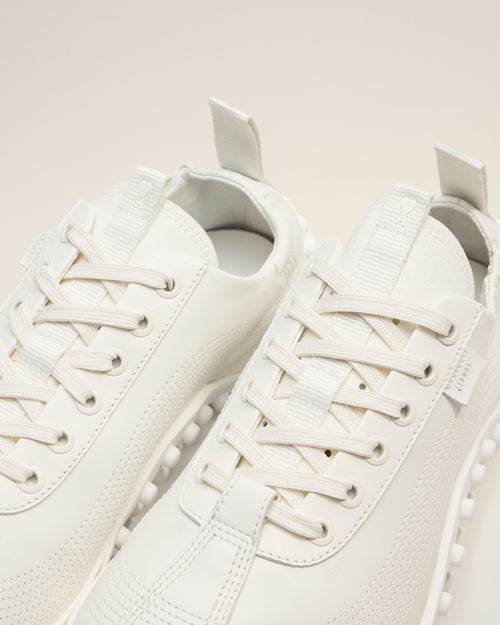 Sneakers Mirage blanches en cuir de veau - Homme - 5 - AMI Paris - Ami Paris