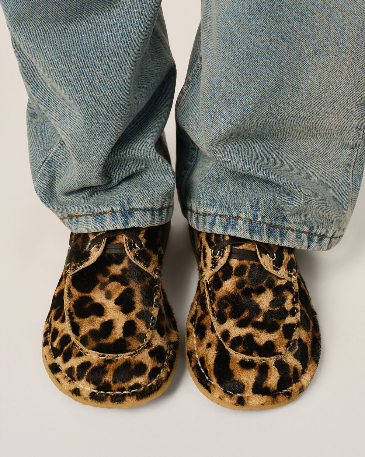 Scarpe da barca in pelle di vitello stampata leopardata - 9
