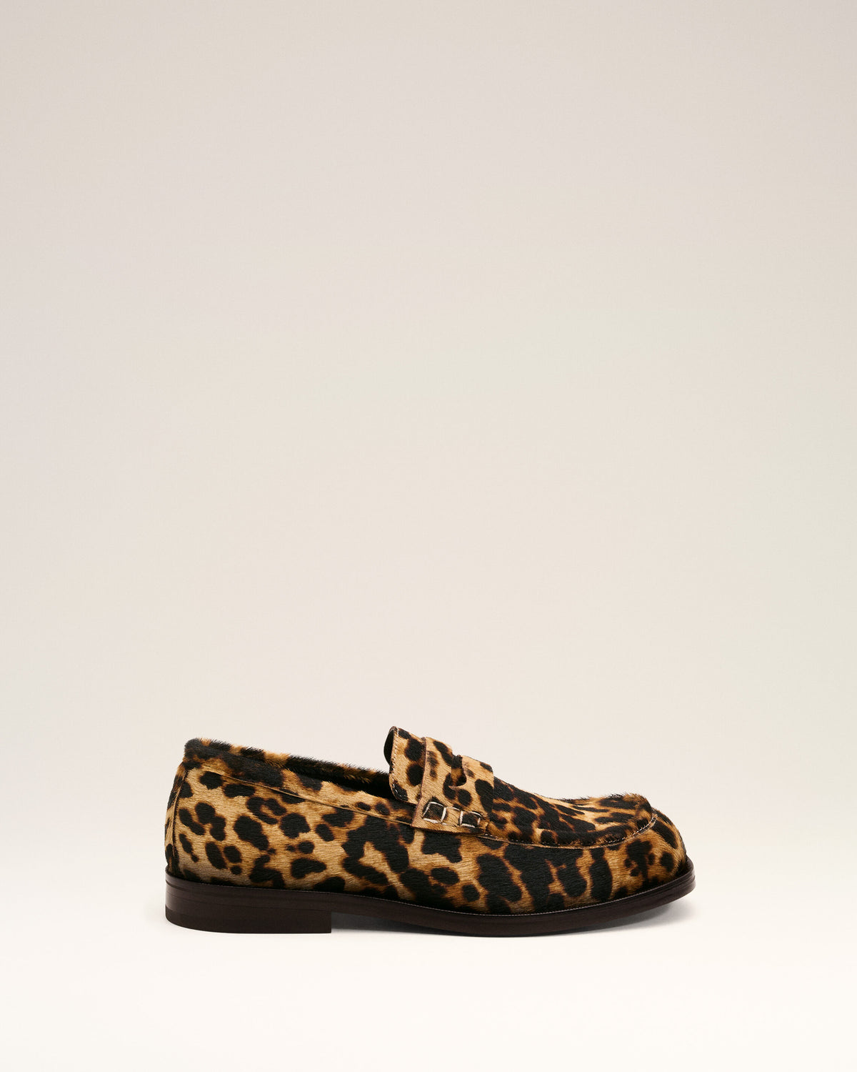 Mocassins noirs imprimés léopard en cuir de vachette - 1