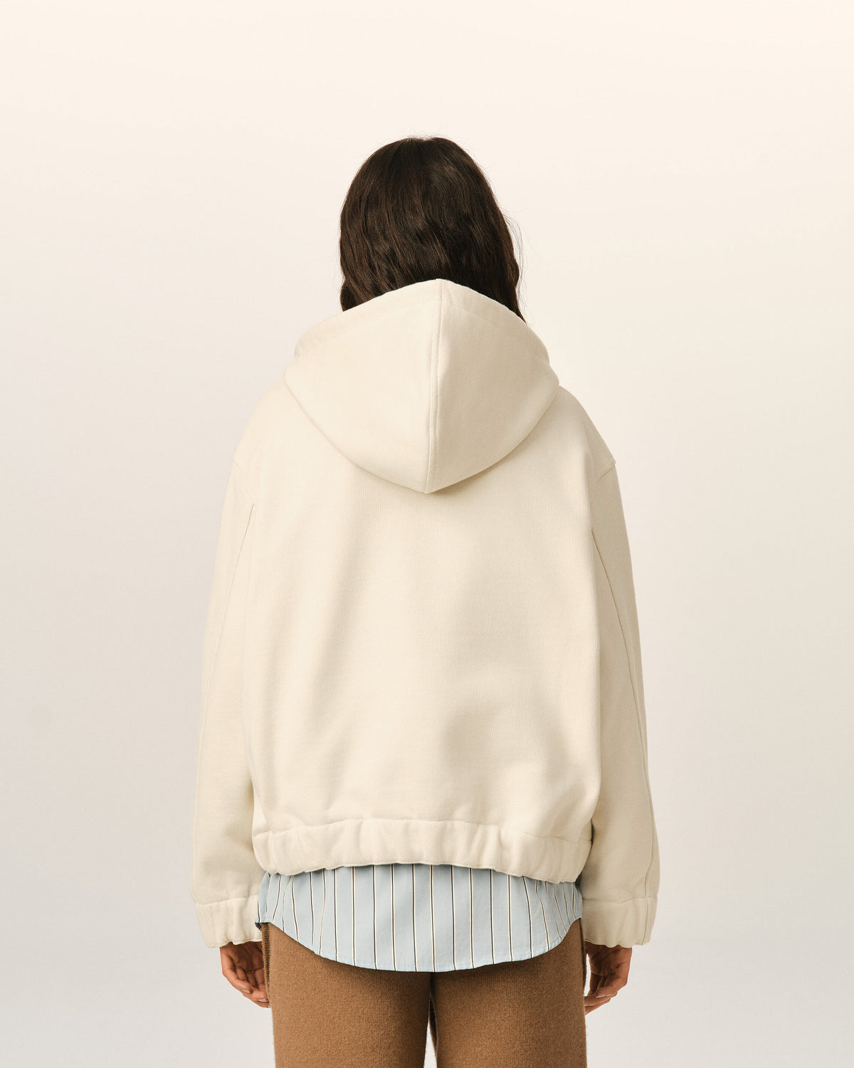 Hoodie blanc zippé en coton étiquette héritage Ami Paris - 12